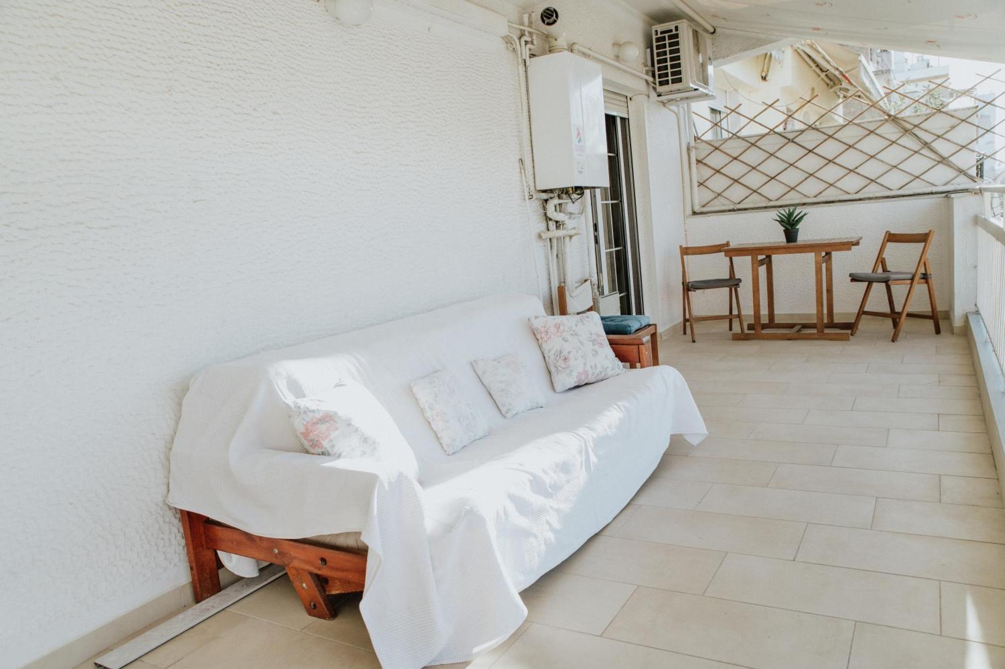 Nesting Ramblers Skg #2 Apartment Солун Екстериор снимка