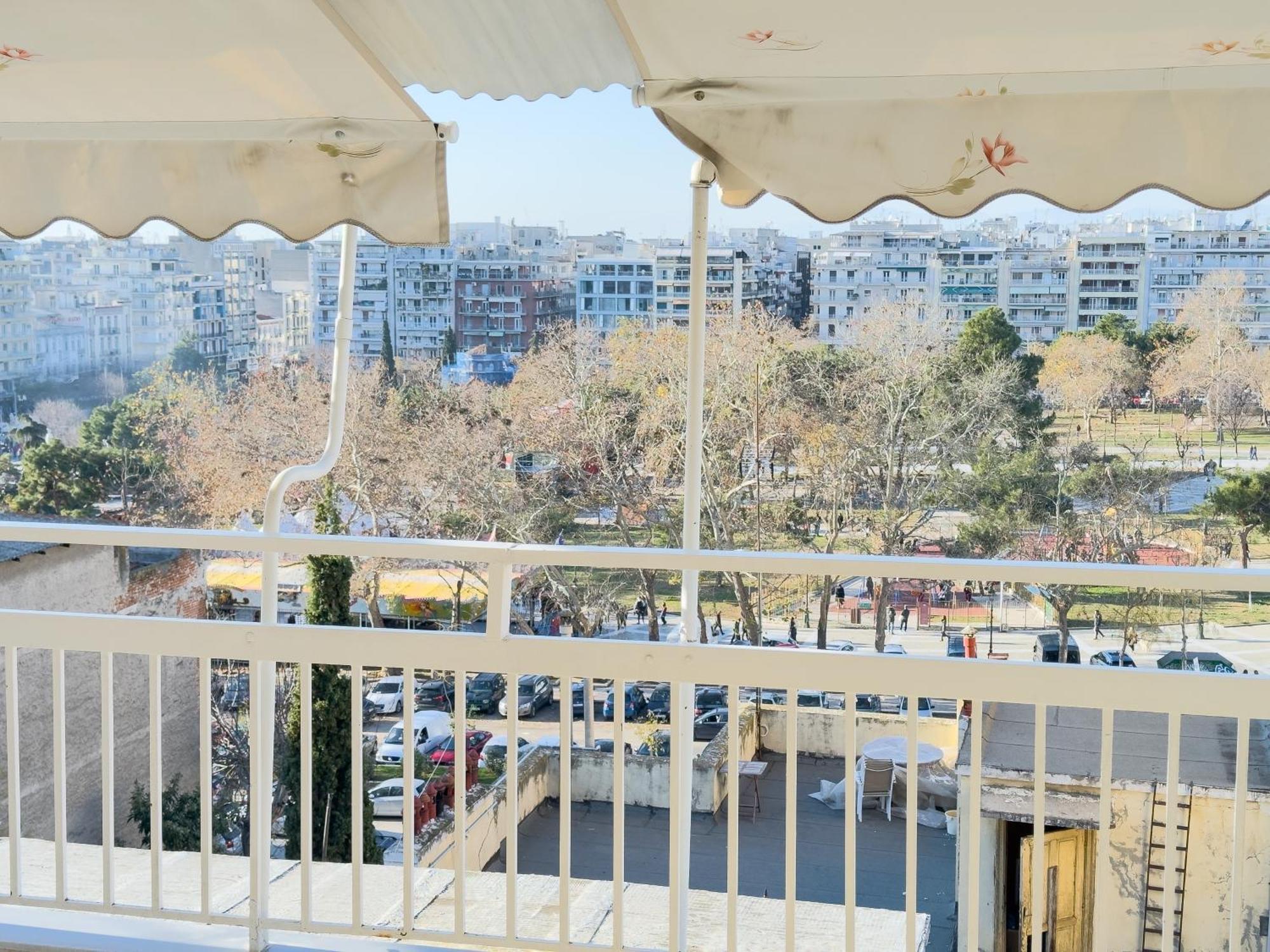 Nesting Ramblers Skg #2 Apartment Солун Екстериор снимка